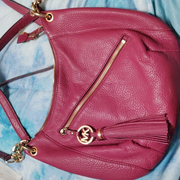 Michael Kors Crossbody - Picture 2 of 5